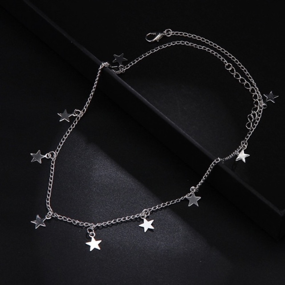 Star Necklace Gold - Picture 3 of 5
